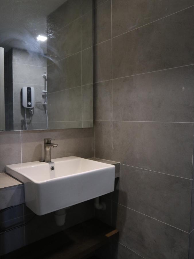 Roxy Sematan Villa & Townhouse Екстер'єр фото