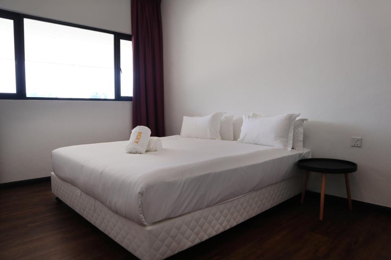 Roxy Sematan Villa & Townhouse Екстер'єр фото