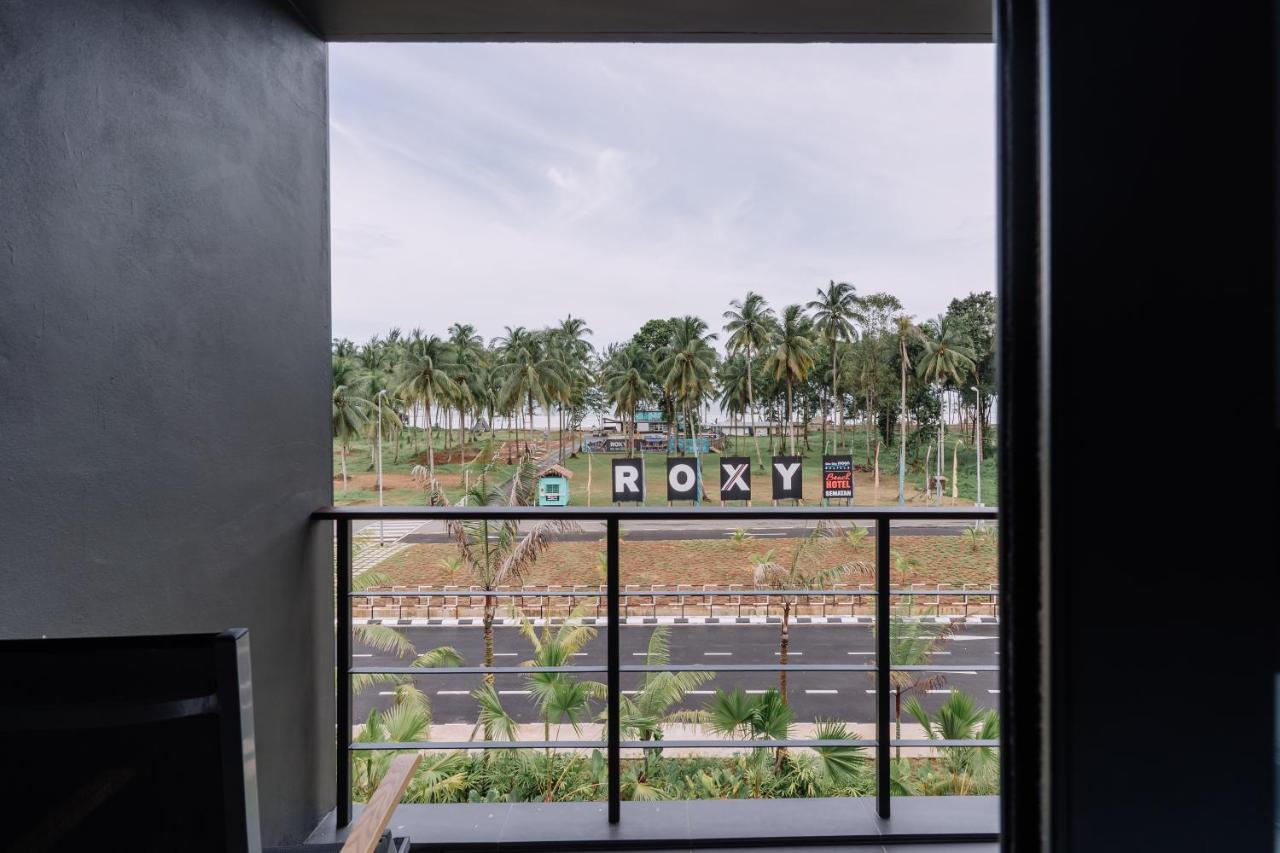 Roxy Sematan Villa & Townhouse Екстер'єр фото
